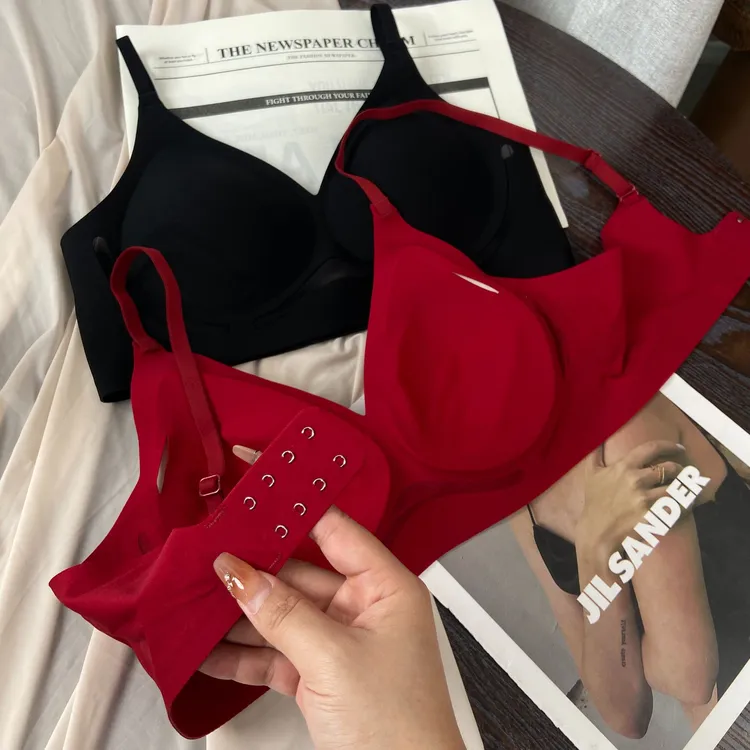 【舒适有型】本命年结婚必备新款红色无痕内衣女防下垂收副乳文胸罩