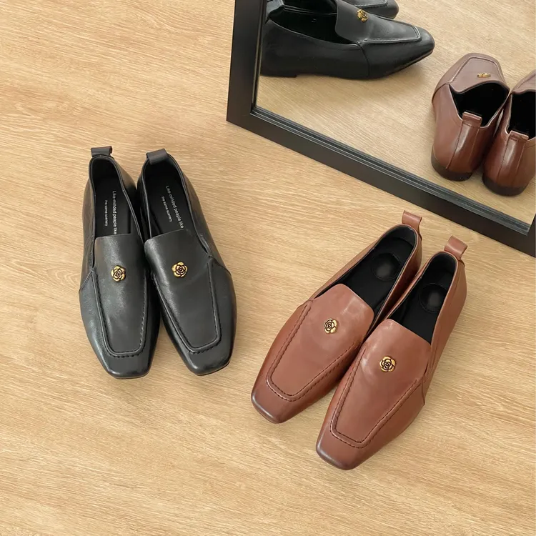 HUSSLOVE 头层水洗牛皮·跟高1CM·复古经典百搭高级擦色山茶花单鞋