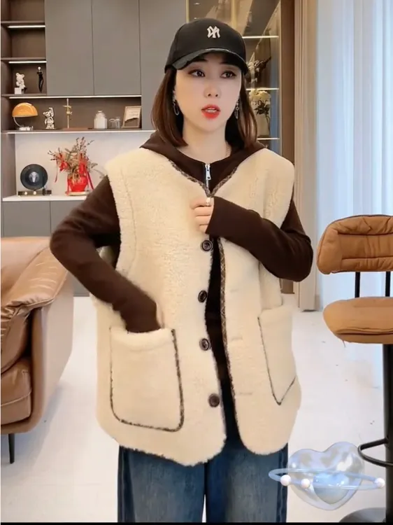 秋冬新款两面穿圆领马甲外套女韩系时尚加厚保暖时尚设计感