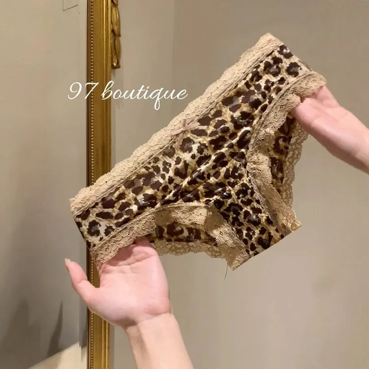 维多利亚蕾丝小棕豹短裤女无痕超薄牛奶丝~性感豹纹蕾丝冰丝内裤！