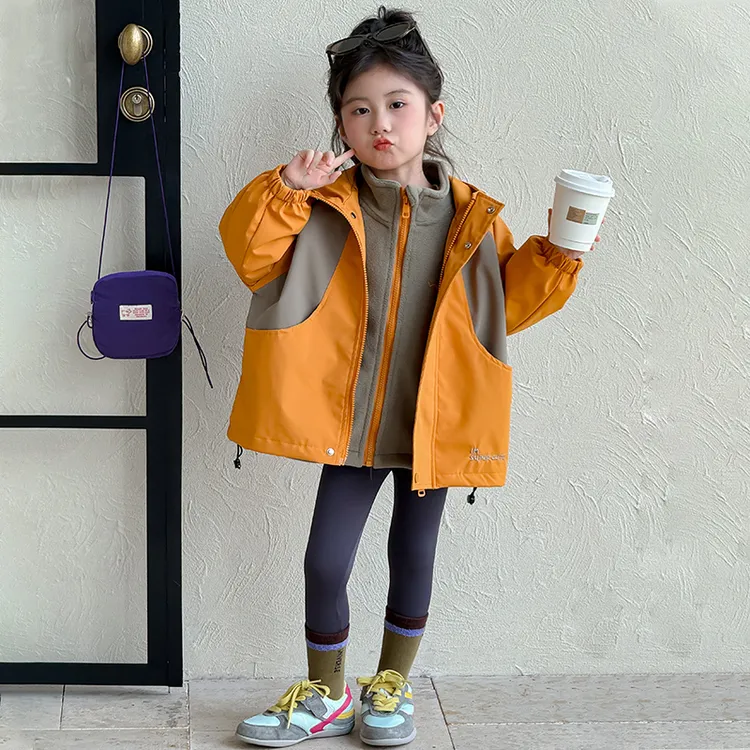 女童外套2025新款女宝宝秋装上衣洋气春秋儿童冲锋衣三合一可拆卸