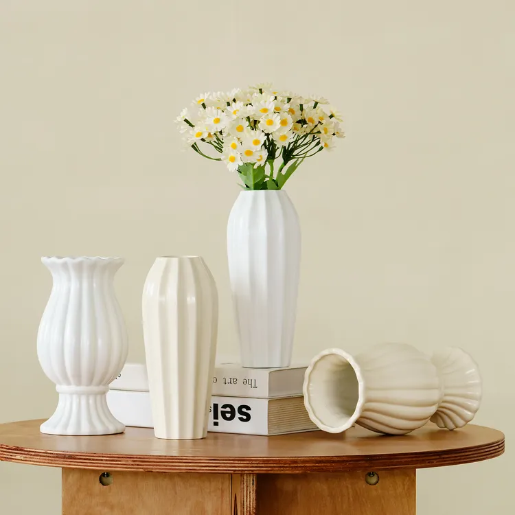 法式创意奶油风陶瓷花瓶轻奢高级感家居客厅桌面插花水培装饰摆件