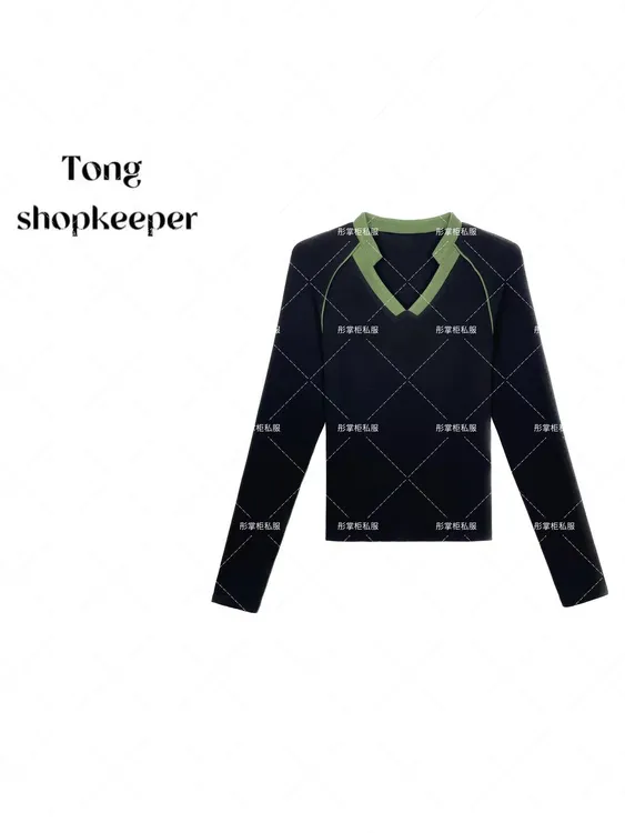 QJ/彤掌柜1682668 秋冬2025绵羊毛美式几何裁剪秀场时髦酷帅上衣
