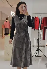 【T1855】复古印花丝绒背带连衣裙女秋冬新款