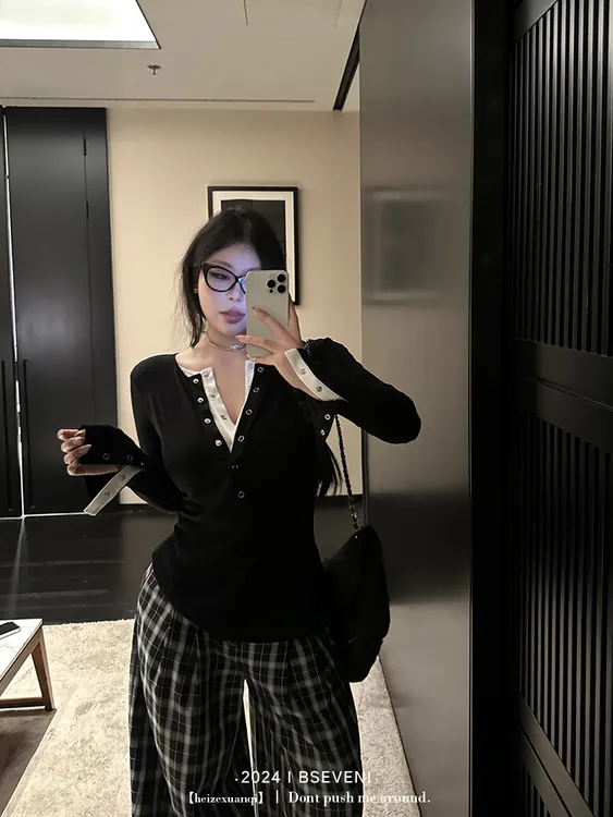 黑泽玄七早秋薄款长袖t恤微胖显瘦辣妹打底假两件设计感长袖上衣