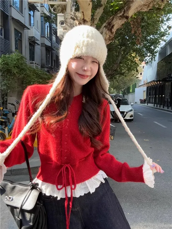 韩系红色毛衣女装秋冬设计感收腰炸街针织开衫小个子短款上衣