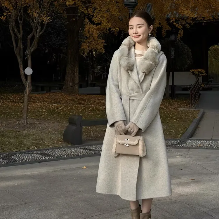HELA AOMI“赴宴” 羊毛84.4%牦牛绒骆驼绒轻奢风大衣CY5DM88218
