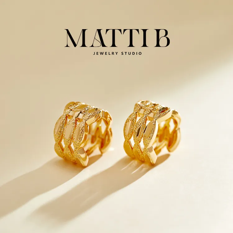 铜合金耳饰 镂空设计感耳环女小众气质高级新款金色宽面耳圈2115 