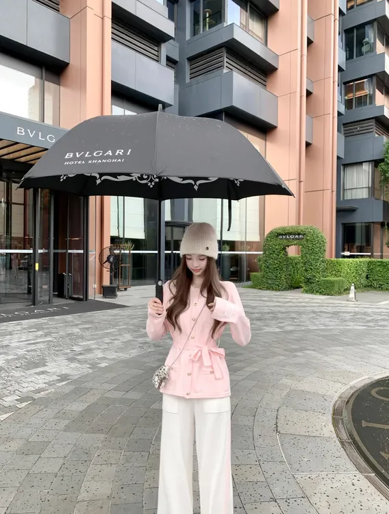 法式气质高级感小香风针织开衫秋季新款慵懒风系带上衣短裤/长裤