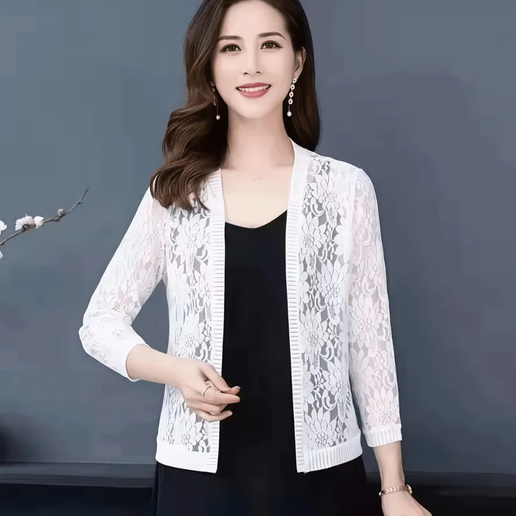 新款蕾丝大码女短款披肩夏装镂空百搭小坎肩配裙子外搭披肩外搭