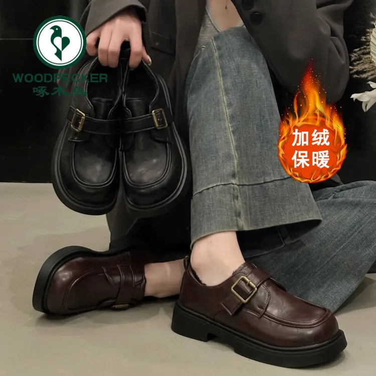啄木鸟乐福鞋女款2025新款秋冬季英伦风小皮鞋通勤百搭加绒单鞋