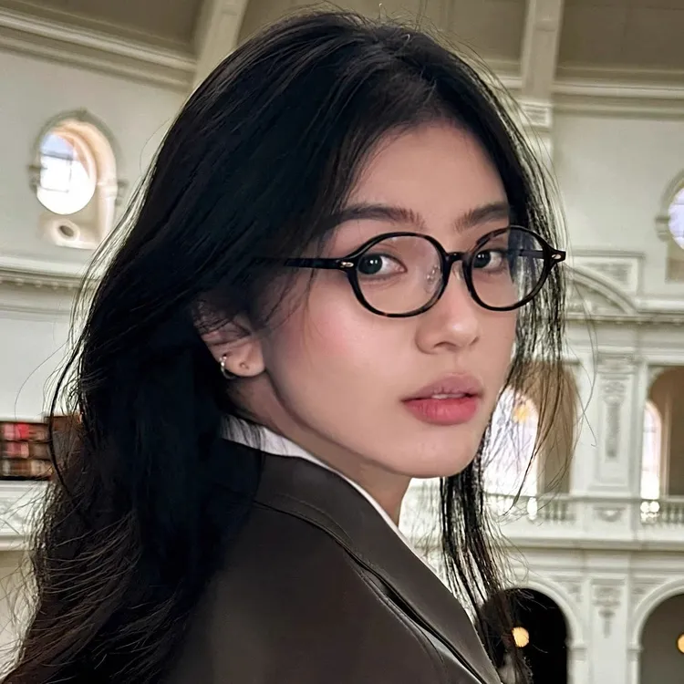 新款早八显瘦显白素颜潮流防蓝光平光镜可配度数韩系百搭时尚镜框