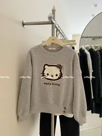 【1952】冬季新款时尚百搭圆领加绒KT贴布刺绣钉扣卫衣