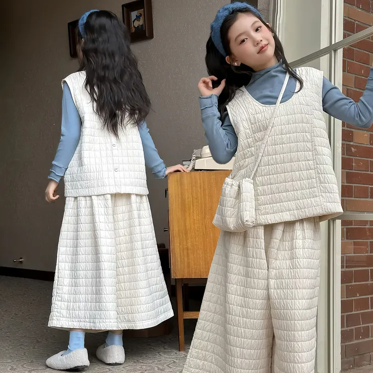 【嘻嘻柚】女童2025秋冬年货款韩系中大童航线马甲背心阔腿裤三件套