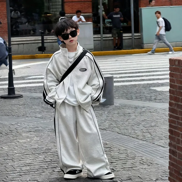 [现货]男童休闲秋季套装2025韩版新款儿童运动两件套男孩春秋长裤