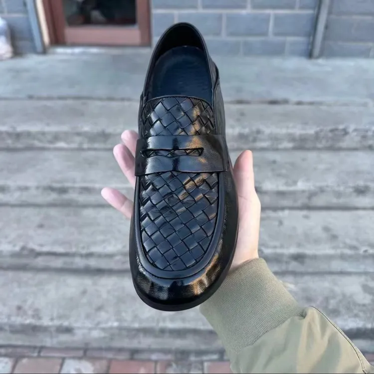 2025夏季一脚蹬真皮鞋英伦潮流透气百搭舒适休闲设计师款