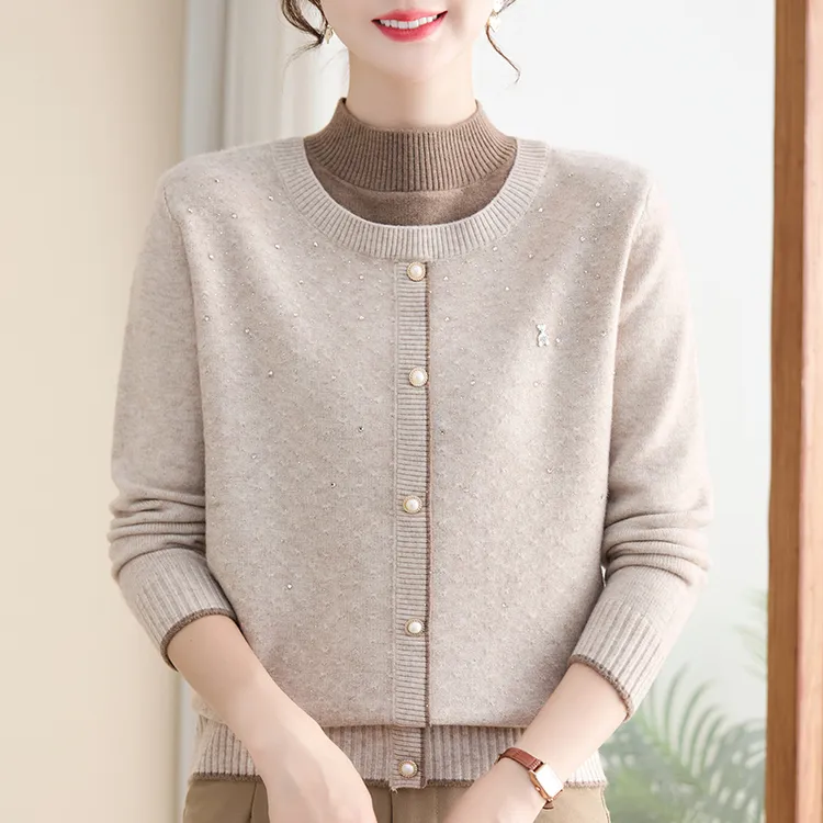 面料舒适柔软的精致妈妈装中老年时尚打底衫带钻加绒套装25213