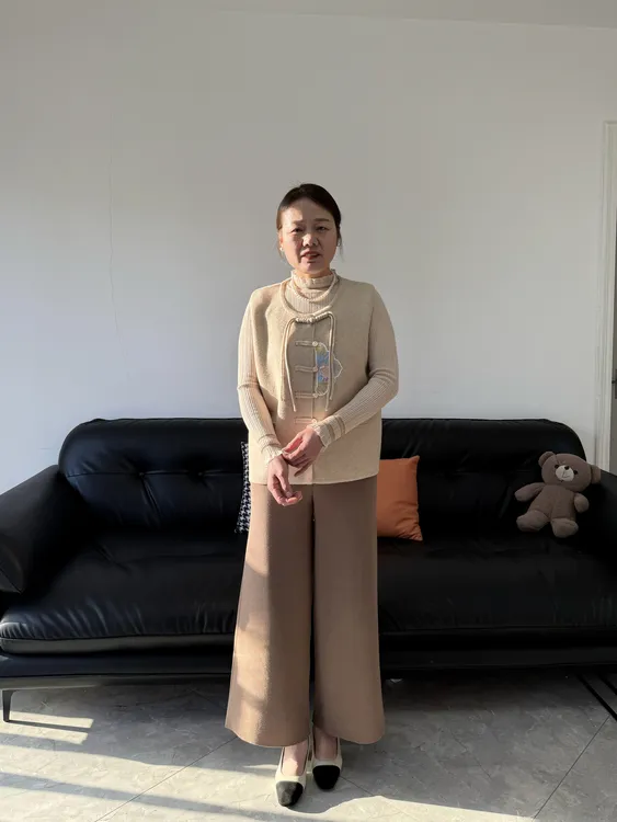 新中式套装妈妈春装国风上衣时尚三件套中老年女装早春外套马甲