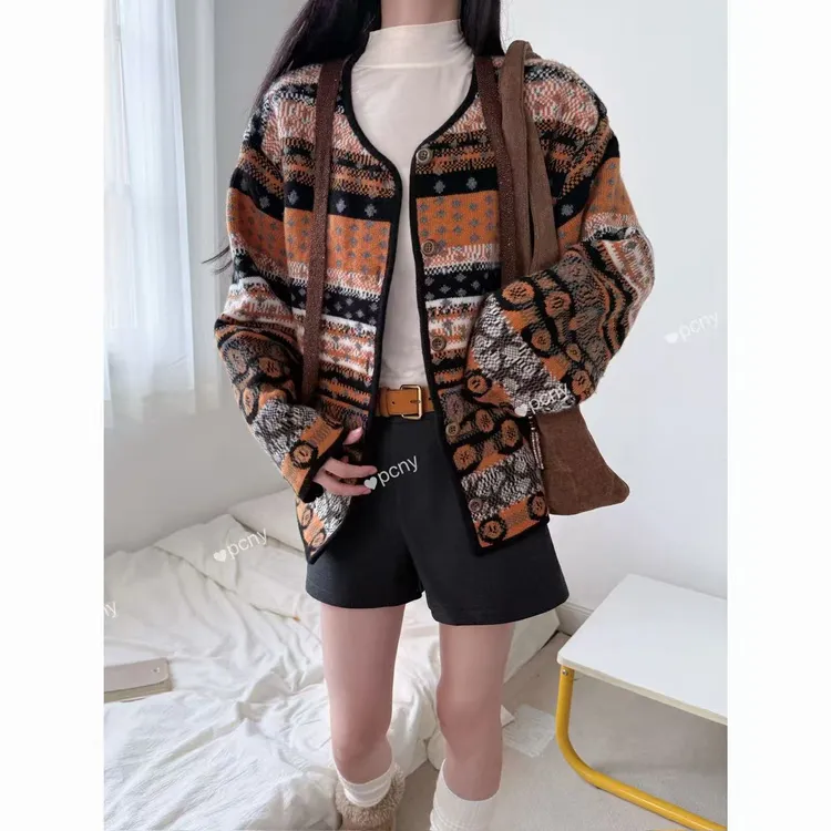 PCNY「香颂慢板」不理理秋季新款小众女装宽松百搭时尚针织开衫