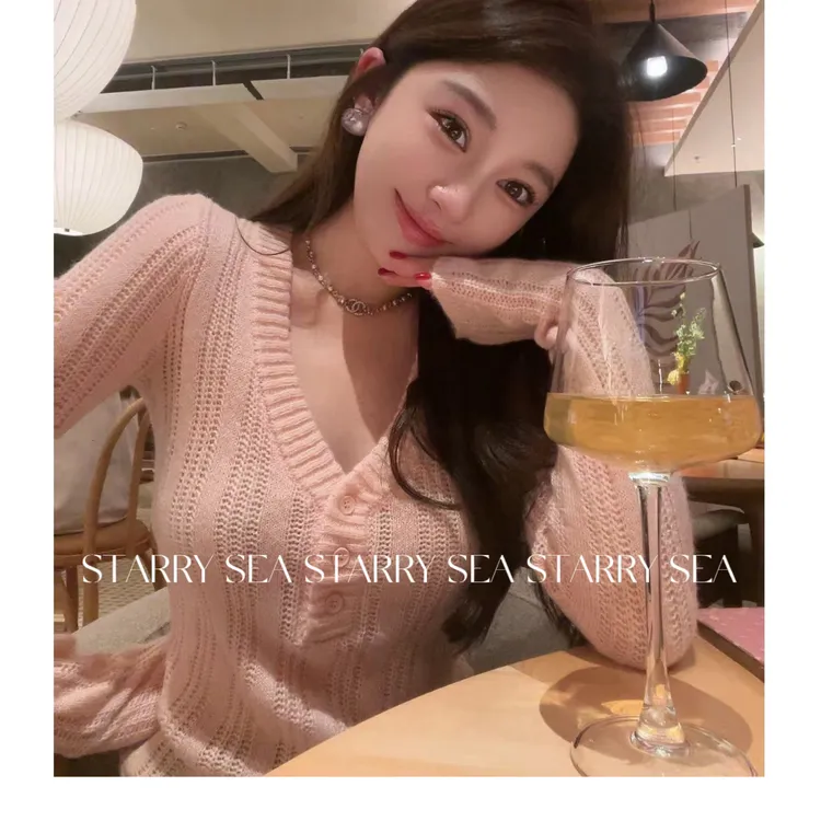 PP 云樱粉黛 藕粉色V领竖坑条螺纹镂空羊毛针织衫#PP0280SY