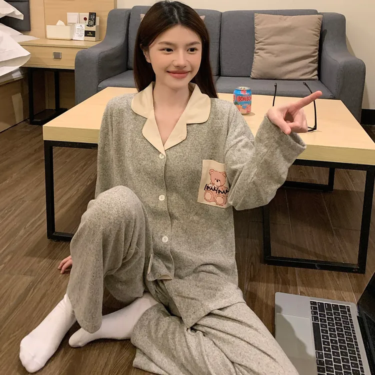 2025年新款超火睡衣女款春秋季长袖长裤卡通小熊家居服套装可外穿