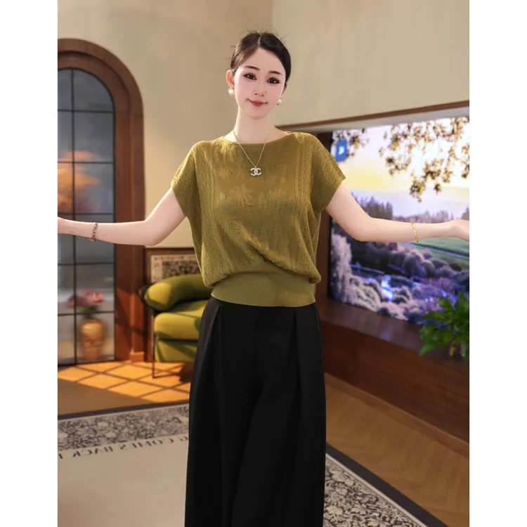 2025夏新款【ZM-X895-1】天丝透气设计感时尚百搭绿色圆领针织小衫