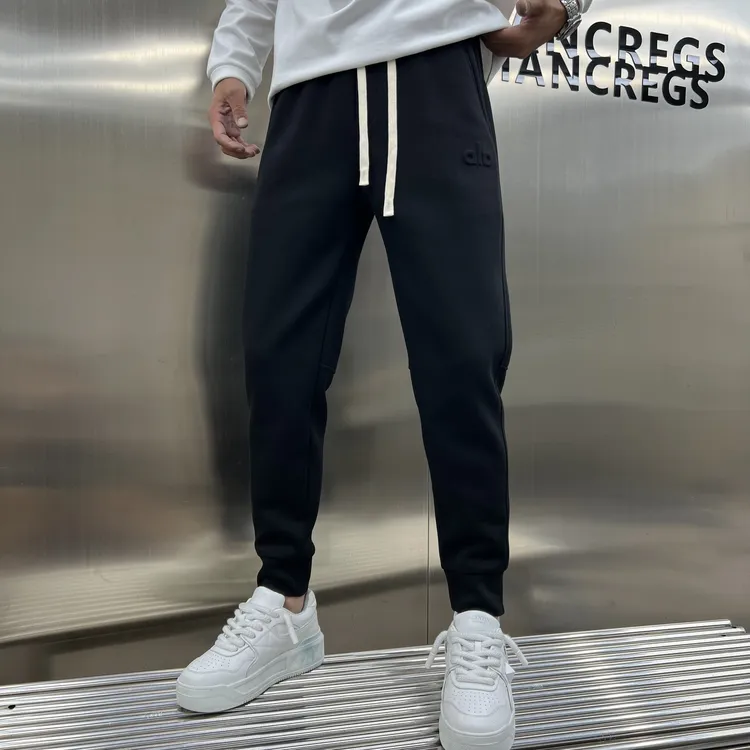 秋冬新款加厚精品空气层棉束脚男士修身小脚时尚休闲百搭卫裤8315