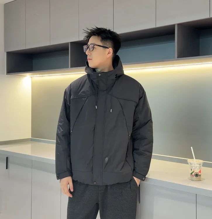 WANZISHUSHU/丸子叔叔秋冬轻量化机能风连帽棉服外套ST58603