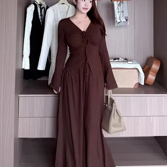 大码胖mm早秋穿搭一整套女韩系慵懒别致v领上衣休闲阔腿裤裙套装