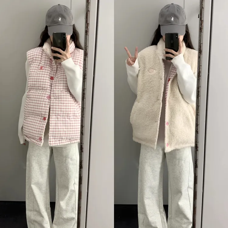 粉格子羊羔毛马甲女冬季2025新款正反双面穿加绒棉服外套棉衣背心