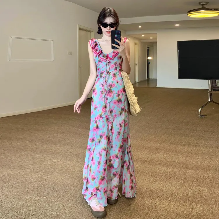 碎花连衣裙2025夏季新款法式海边度假长裙4781