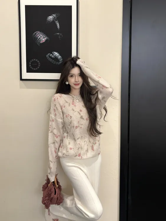 GUIDI GUDI【浪漫花园】休闲百搭绣花长袖毛衣/黄加蓝