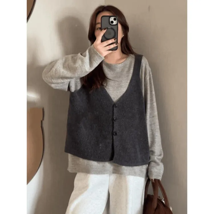 大码松弛感假两件针织上衣女春秋新款胖mm宽松休闲长袖别致打底衫