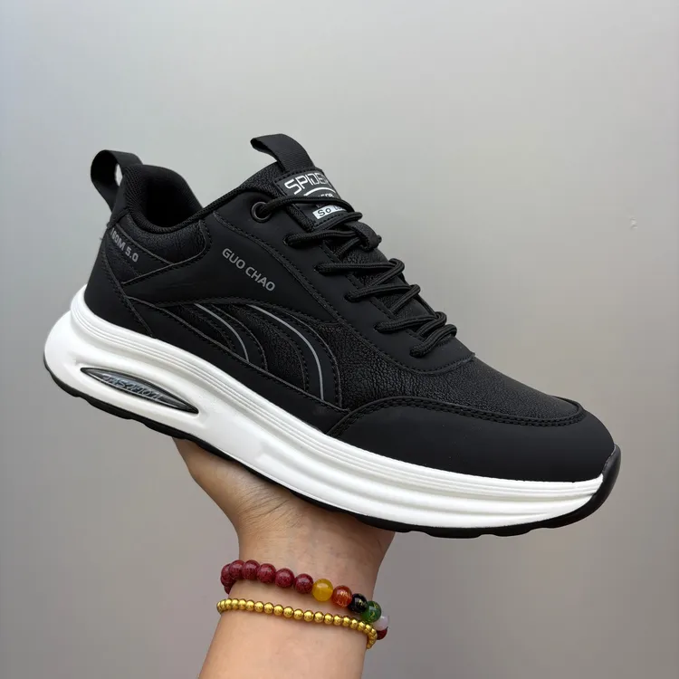 男鞋2025男士秋冬新款皮面舒适潮男休闲鞋时尚百搭轻便防滑运动鞋