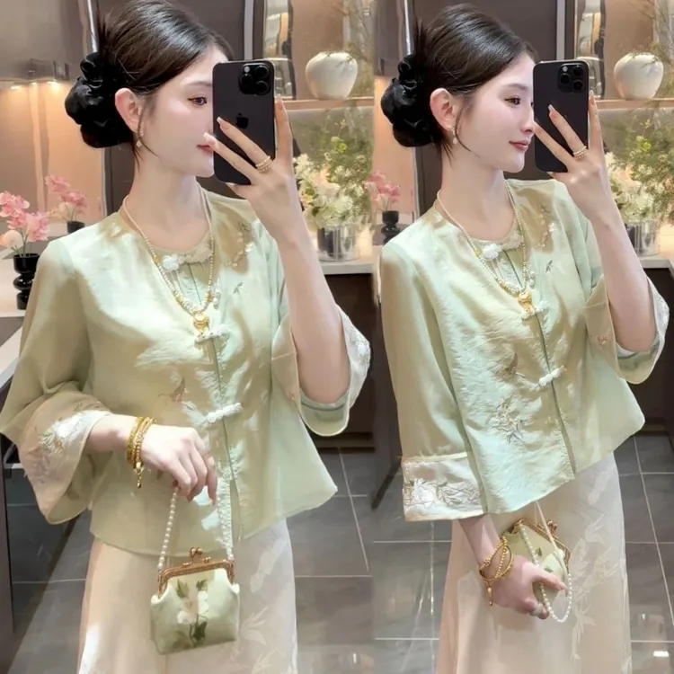 新中式2025秋季新款国风对襟盘扣刺绣上衣百搭显瘦高腰半身裙套装