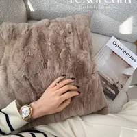 真毛兔毛抱枕材质颜色随机 不指定