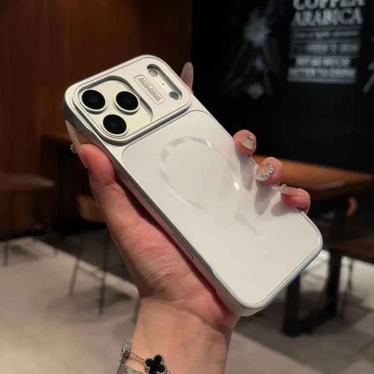 飞虎胜磨砂AG无边框散热适用iPhone17/16promax/15肤感磁吸手机壳
