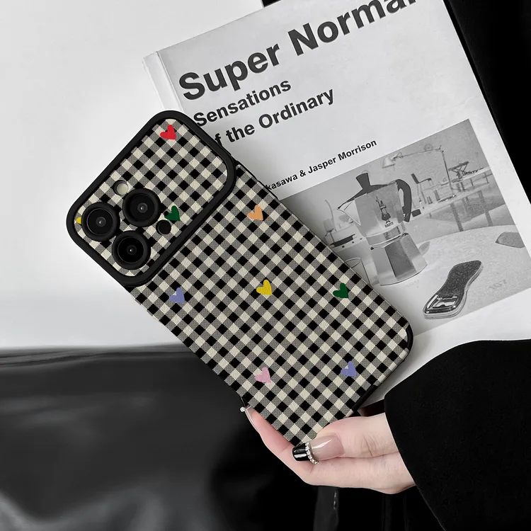 适用苹果17ProMax手机壳软壳全包保护皮质防摔大视窗彩色爱心格纹