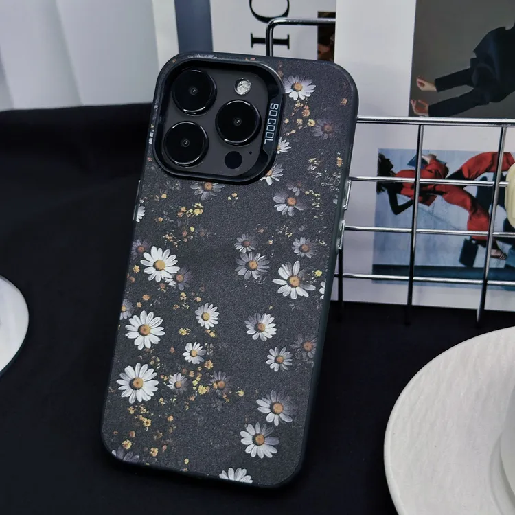 磨砂彩银适用iPhone 16Pro Max手机壳满屏雏菊创意小众手机壳