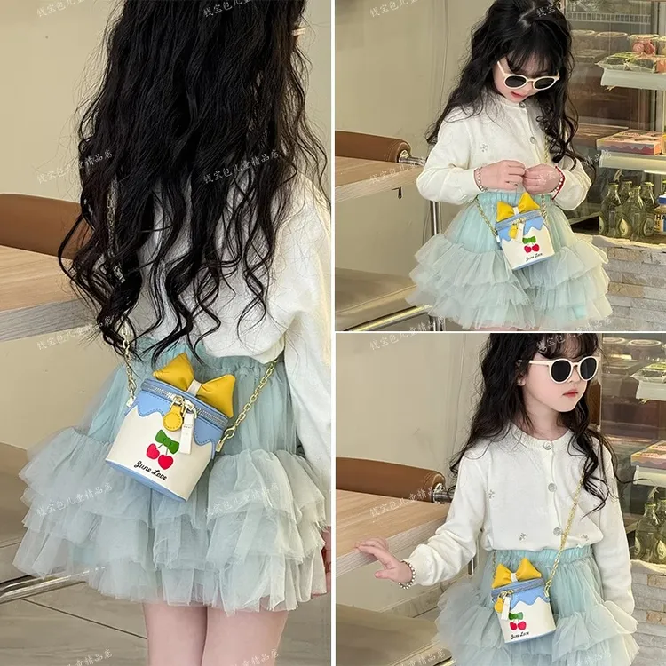 女童包包2025新款儿童小公主斜挎包可爱蝴蝶结水桶包女孩宝宝外出