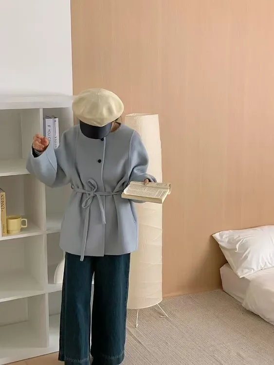 2025年新款系腰带毛呢外套圆领中长款开衫秋冬大衣气质短款小个子