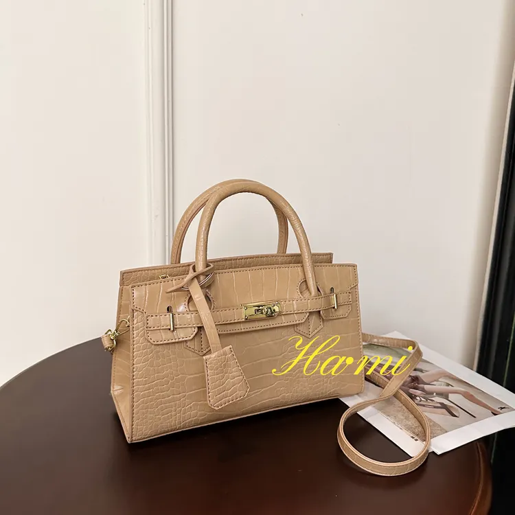 【HM】鳄鱼纹高级铂金质感御姐大容量凯莉包时尚2025爆款手提通勤包