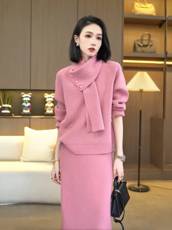 时尚气质秋冬新款轻奢高级感配围巾一整套洋气毛衣裙子两件套女装