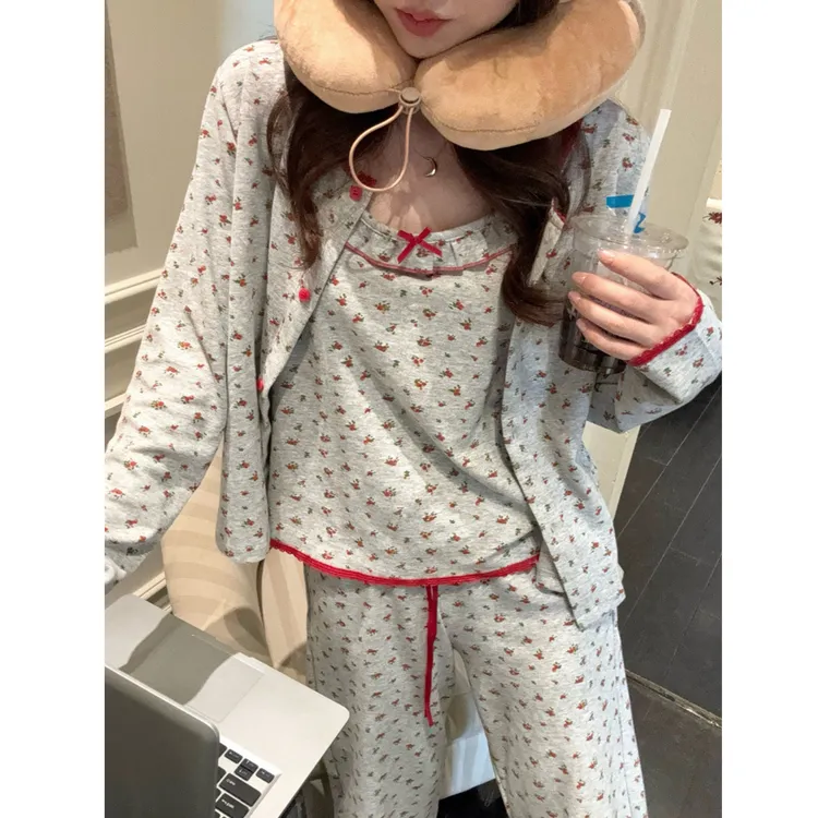 纯棉睡衣女秋冬季韩系甜美撞色碎花V领吊带长袖长裤家居服三件套