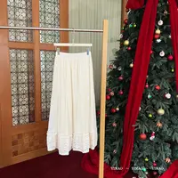 赵小小【雪顶泡芙】9599 冬季软糯高级感蕾丝拼接高腰垂感a字半身裙