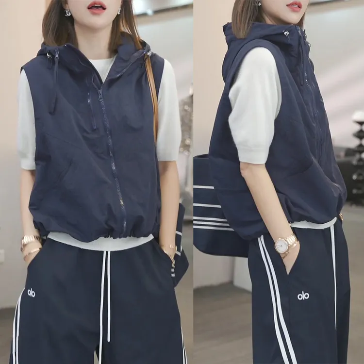 【星野蓝里】2025早秋新款时尚气质休闲百搭冲锋衣马甲外套女装洋气