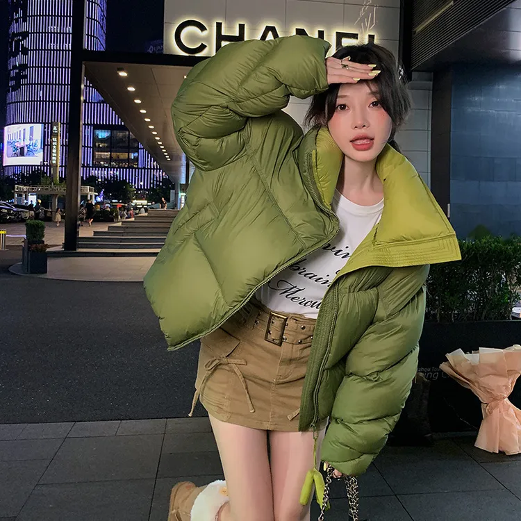 平湖羽绒服冬季女短款新款泡芙立领款韩版撞色高端