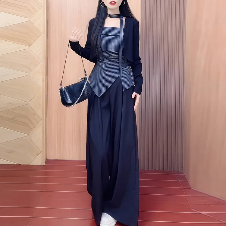 2025春秋韩版套装女短款长袖开衫条纹背心巨好看百搭套装新款长裤