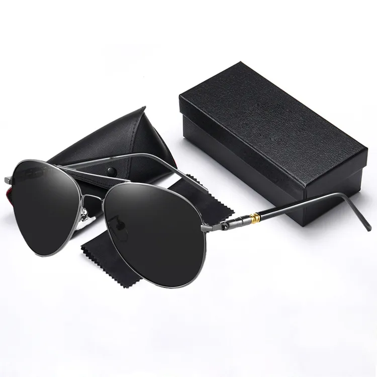 209墨镜女高级感防紫外线偏光眼镜男日夜两用开车钓鱼变色太阳镜