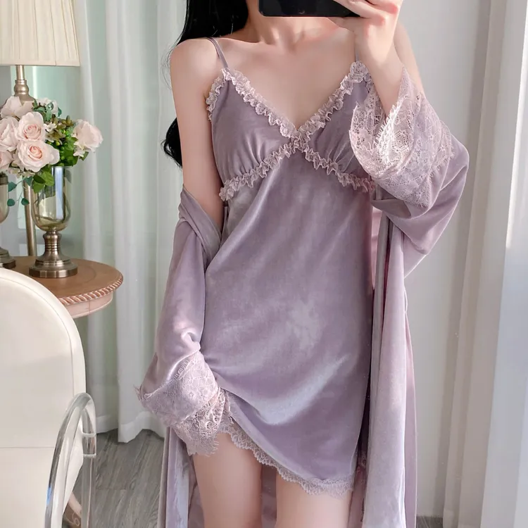 初觅新款金丝绒秋冬性感纯欲带胸垫蕾丝吊带睡裙女时尚家居服